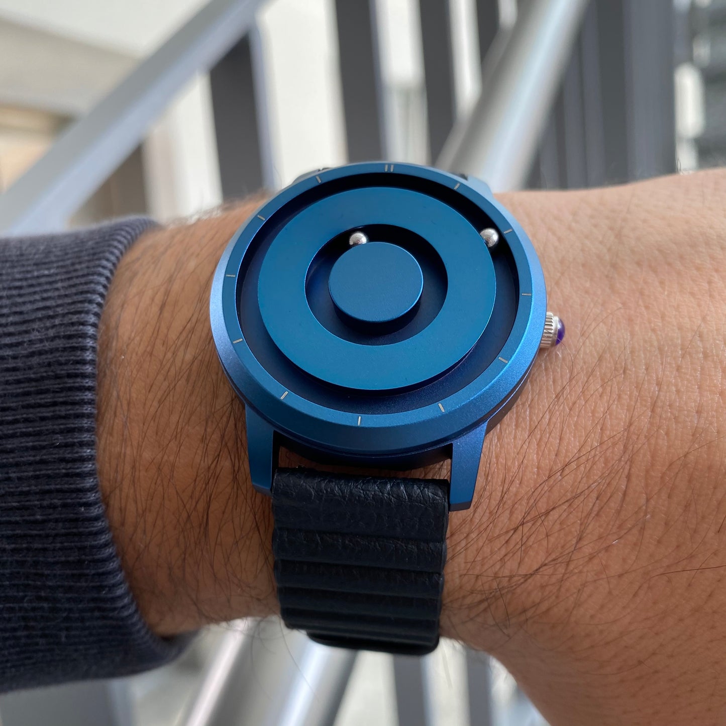 Magneto-Watch-Jupiter-Blue-Kunstleder-Magnetisch-Schwarz-Lifestyle-Handgelenk