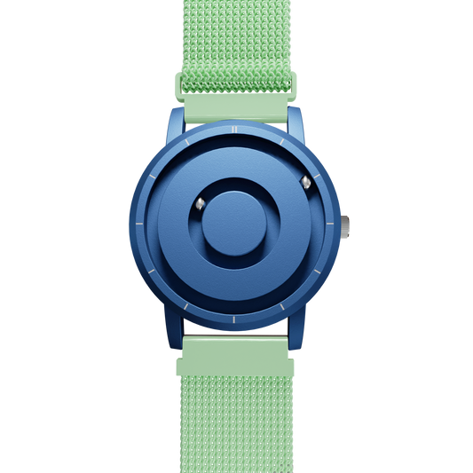 Magneto-Watch-Jupiter-Blue-Maschenarmband-Mint-Front