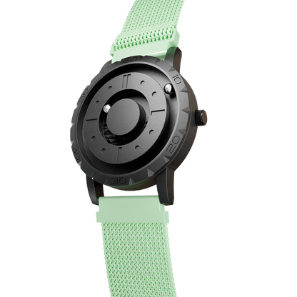 Magneto-Watch-Komet-Black-Maschenarmband-Mint-Side