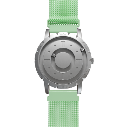     Magneto-Watch-Komet-Silver-Maschenarmband-Mint-Front