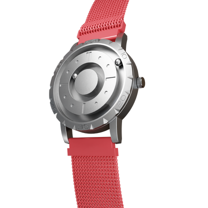 Magneto-Watch-Komet-Silver-Maschenarmband-Rot-Side