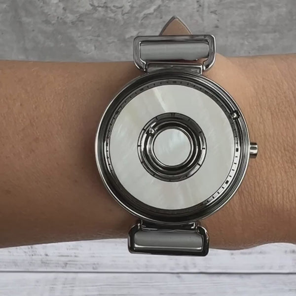 Magneto-Watch-Bella-Silver-Pearl-Anthracite-Satin-Leder-Grau-Handgelenk-Video