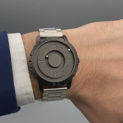 Magneto-Watch-Komet-Black-Edelstahl-Silber-Handgelenk-Video