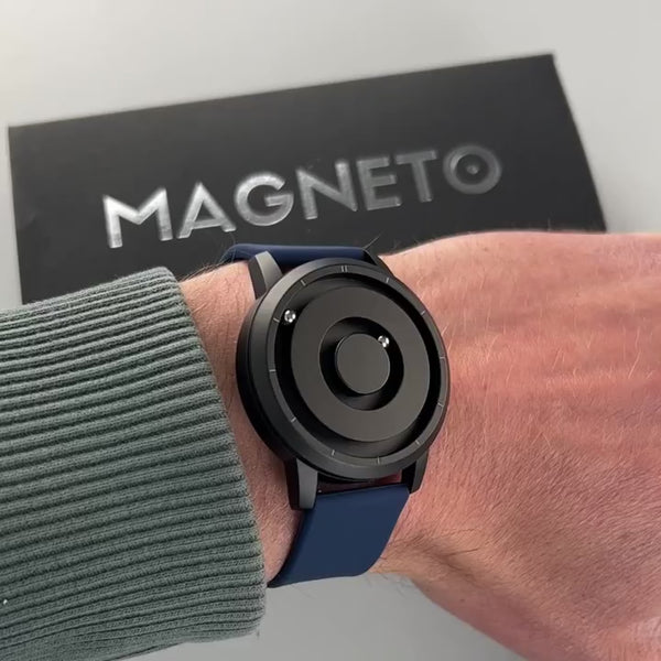 Magneto-Watch-Jupiter-Black-Silikon-Blau-Handgelenk-Video