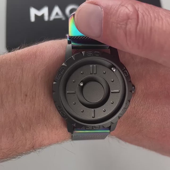 Magneto-Watch-Komet-Black-Maschenarmband-Flip-Flop-Handgelenk-Video
