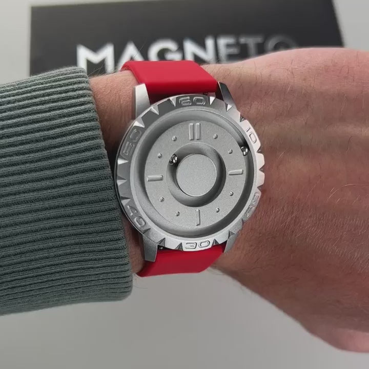Magneto-Watch-Komet-Silver-Silikon-Rot-Handgelenk-Video