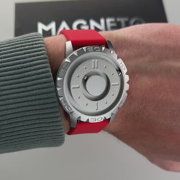 Magneto-Watch-Komet-Silver-Silikon-Rot-Handgelenk-Video