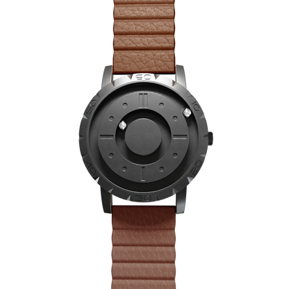 Magneto-Watch-Komet-Black-Kunstleder-Magnetisch-Braun-Front