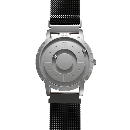 Magneto-Watch-Komet-Silver-Maschenarmband-Schwarz-Front