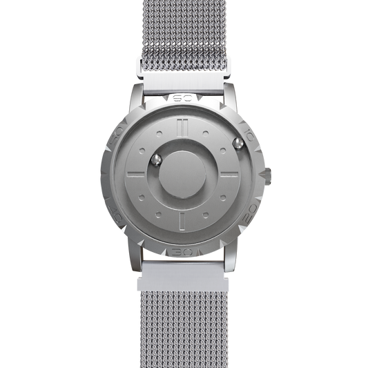 Magneto-Watch-Komet-Silver-Maschenarmband-Silber-Front