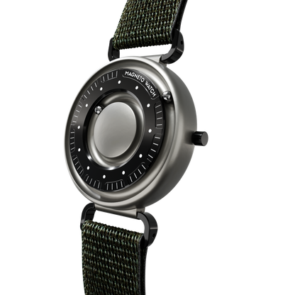 Magneto-Watch-Primus-Titan-Sport-Loop-Olivgruen-Side