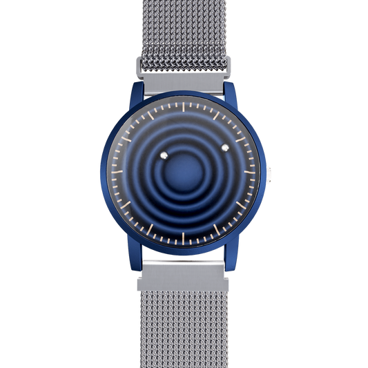    Magneto-Watch-Wave-Blue-Maschenarmband-Silber-Front